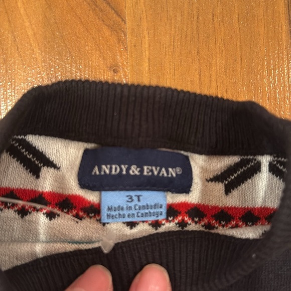 Andy and Evan holiday sweater size 3T - Picture 3 of 4